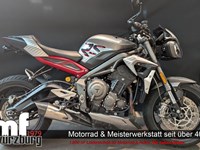 Gebrauchtmotorrad Triumph Street Triple 765 RS