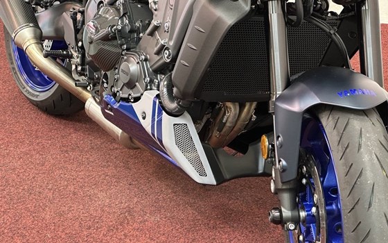 Gebrauchtmotorrad Yamaha MT-09 - Bild 11