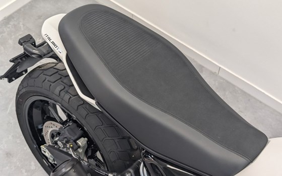 Neufahrzeug Ducati Scrambler 10° Anniversario Rizoma Edition - Bild 11