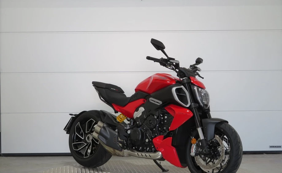 Angebot Ducati Diavel V4 Bild 3: Angebot Ducati Diavel V4