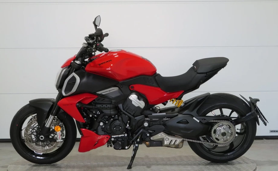 Angebot Ducati Diavel V4 Bild 6: Angebot Ducati Diavel V4