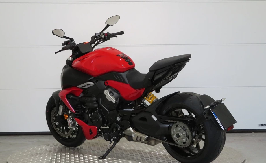 Angebot Ducati Diavel V4 Bild 7: Angebot Ducati Diavel V4
