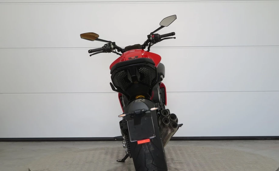 Angebot Ducati Diavel V4 Bild 8: Angebot Ducati Diavel V4