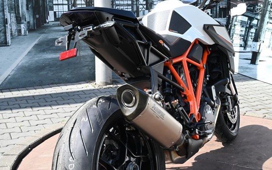 Gebrauchtmotorrad KTM 1290 Super Duke R - Bild 10