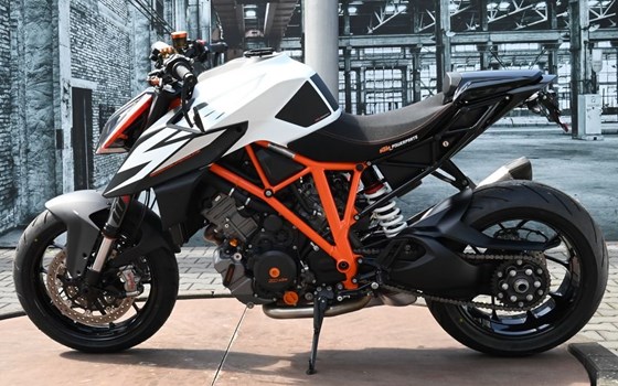 Gebrauchtmotorrad KTM 1290 Super Duke R - Bild 7