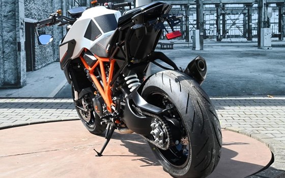 Gebrauchtmotorrad KTM 1290 Super Duke R - Bild 8