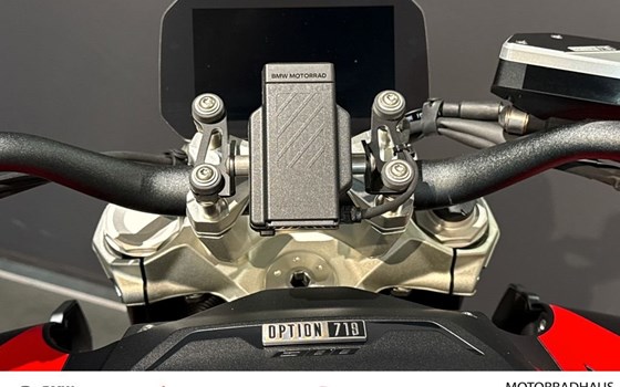 Gebrauchtmotorrad BMW R 1300 R - Bild 3