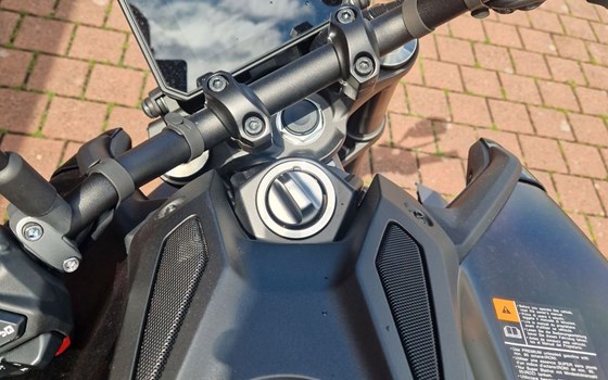 Gebrauchtmotorrad Yamaha MT-09 Y-AMT - Bild 8