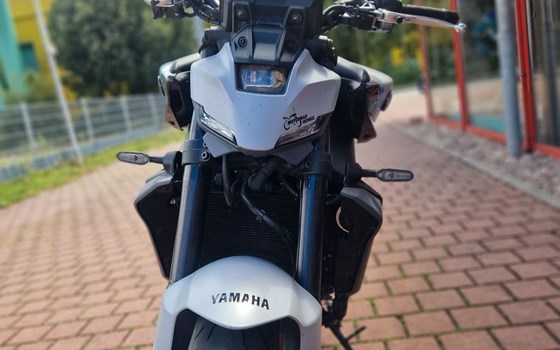 Gebrauchtmotorrad Yamaha MT-09 - Bild 8