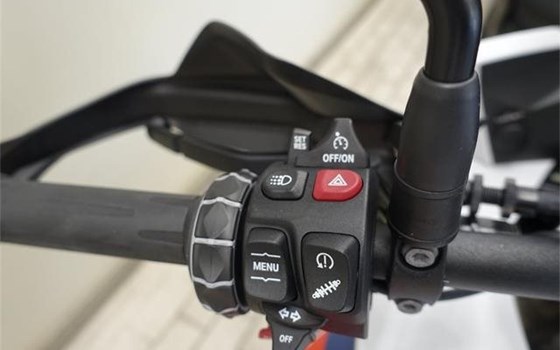 Gebrauchtmotorrad BMW S 1000 XR - Bild 6 Gebrauchtmotorrad BMW S 1000 XR - Bild 6