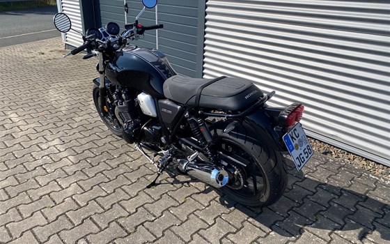 Gebrauchtmotorrad Honda CB1100 RS - Bild 10