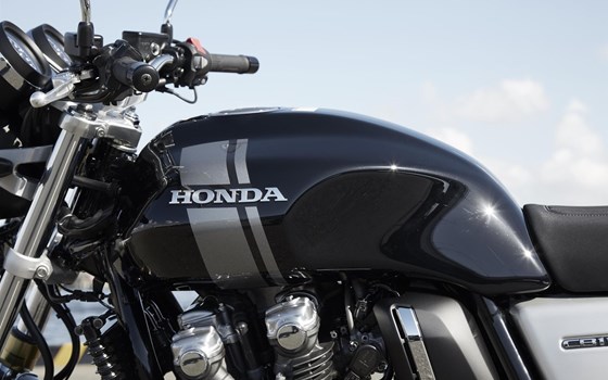 Gebrauchtmotorrad Honda CB1100 RS - Bild 19