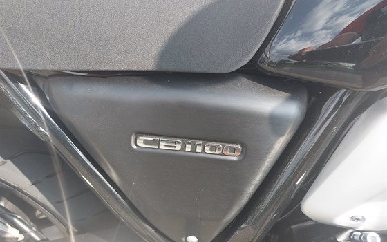 Gebrauchtmotorrad Honda CB1100 EX - Bild 4