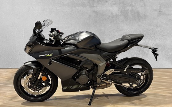 Neufahrzeug Triumph Daytona 660 - Bild 2