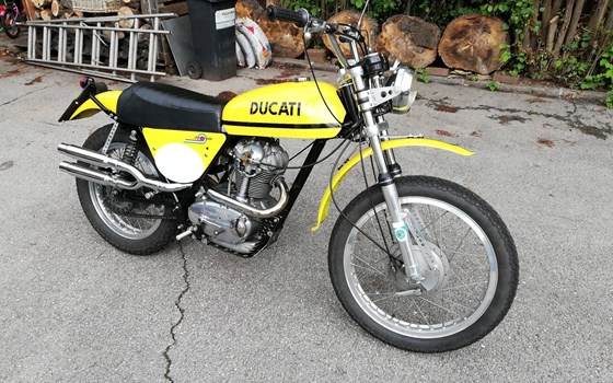 Gebrauchtmotorrad Ducati 450 Desmo - Bild 1 Gebrauchtmotorrad Ducati 450 Desmo - Bild 1