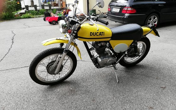 Gebrauchtmotorrad Ducati 450 Desmo - Bild 2 Gebrauchtmotorrad Ducati 450 Desmo - Bild 2
