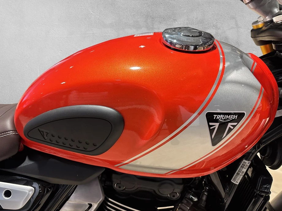 Offer Triumph Scrambler 400 X Bild 6: Offer Triumph Scrambler 400 X