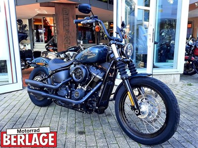 Harley-Davidson Softail Street Bob FXBB 42