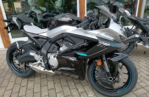 Neumotorrad CFMOTO 675SR-R