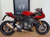 Gebrauchtmotorrad Triumph Speed Triple 1200 RR 1.Hand,Scheckh,Garantie