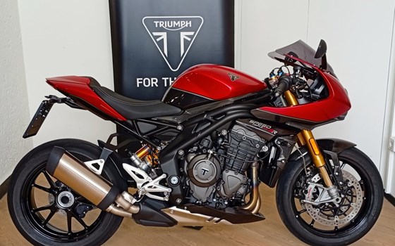 Gebrauchtmotorrad Triumph Speed Triple 1200 RR - Bild 1