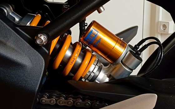 Gebrauchtmotorrad Triumph Speed Triple 1200 RR - Bild 7