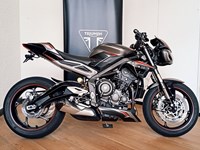 Gebrauchtmotorrad Triumph Street Triple RS 1.Hand,Scheckh,Zubehör