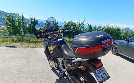 Gebrauchtmotorrad Honda XRV 750 Africa Twin - Bild 10 Gebrauchtmotorrad Honda XRV 750 Africa Twin - Bild 10