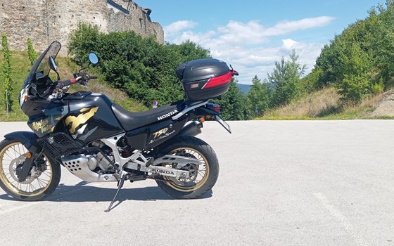 Gebrauchtmotorrad Honda XRV 750 Africa Twin - Bild 6 Gebrauchtmotorrad Honda XRV 750 Africa Twin - Bild 6