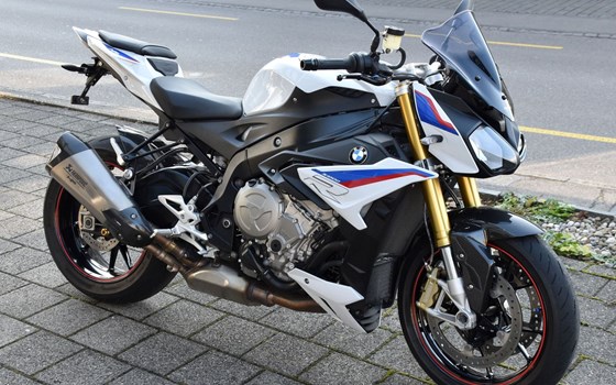 Gebrauchtmotorrad BMW S 1000 R - Bild 1 Gebrauchtmotorrad BMW S 1000 R - Bild 1