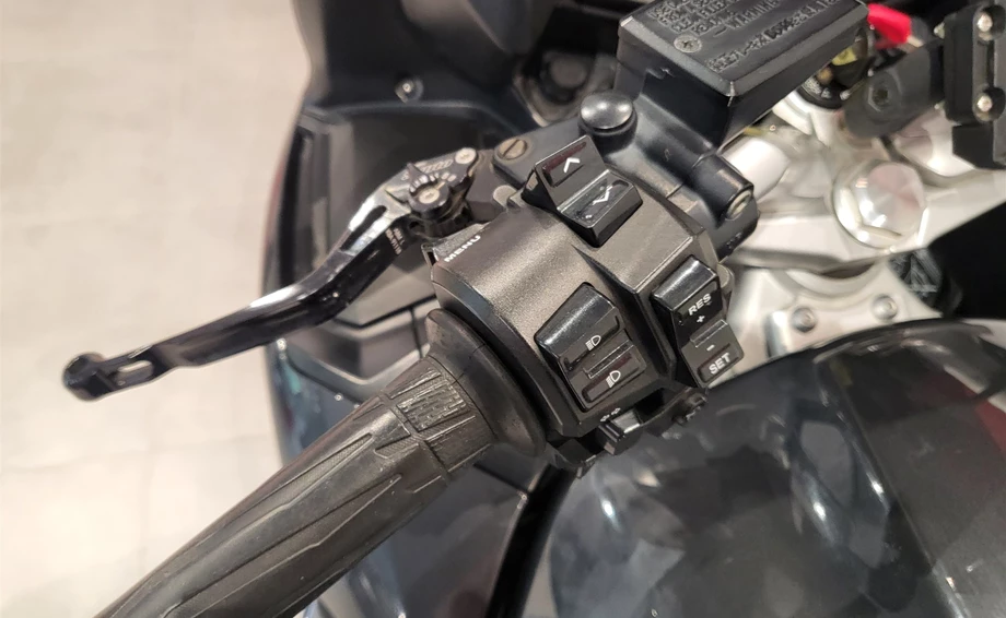 Angebot Yamaha FJR 1300 Bild 11: Angebot Yamaha FJR 1300