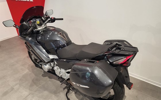 Gebrauchtmotorrad Yamaha FJR 1300 - Bild 5