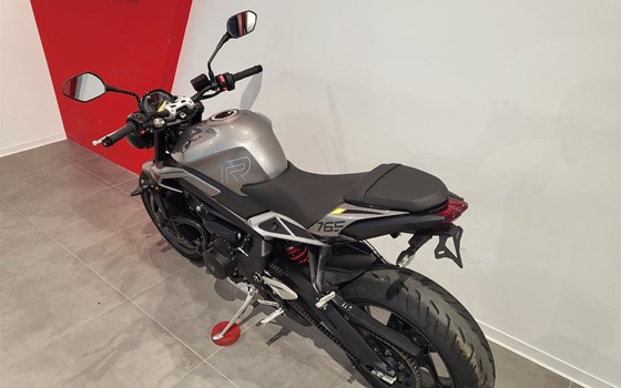 Gebrauchtmotorrad Triumph Street Triple R - Bild 16