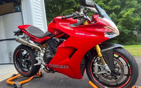 Gebrauchtmotorrad Ducati SuperSport S - Bild 1 Gebrauchtmotorrad Ducati SuperSport S - Bild 1