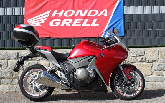 Gebrauchtmotorrad Honda VFR 1200 F - Bild 2 Gebrauchtmotorrad Honda VFR 1200 F - Bild 2