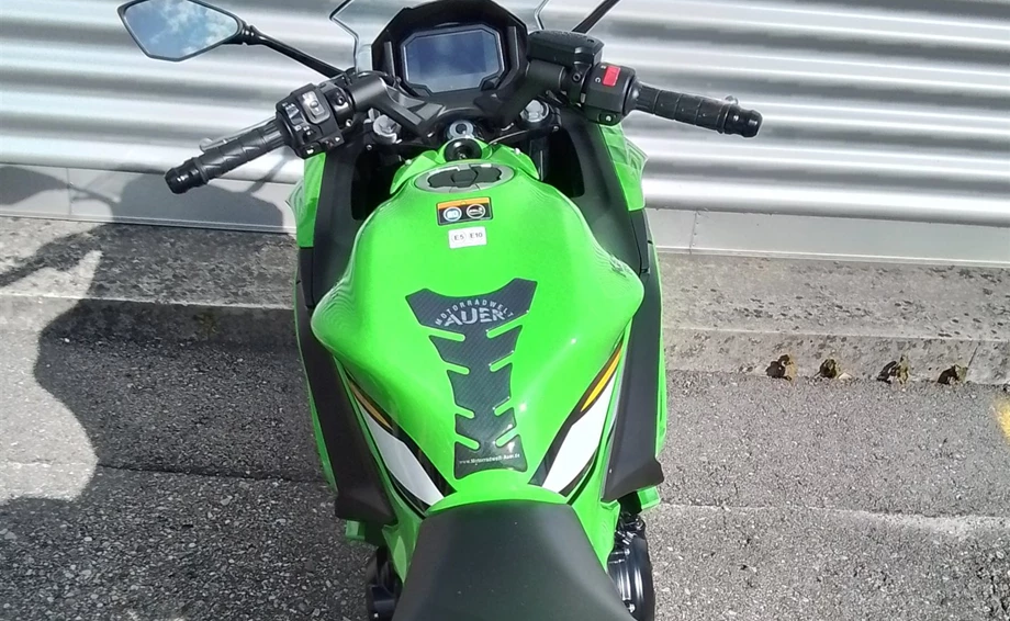 Offer Kawasaki Ninja 650 Bild 7: Offer Kawasaki Ninja 650