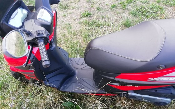 Gebrauchtmotorrad Aprilia SXR 50 - Bild 3 Gebrauchtmotorrad Aprilia SXR 50 - Bild 3