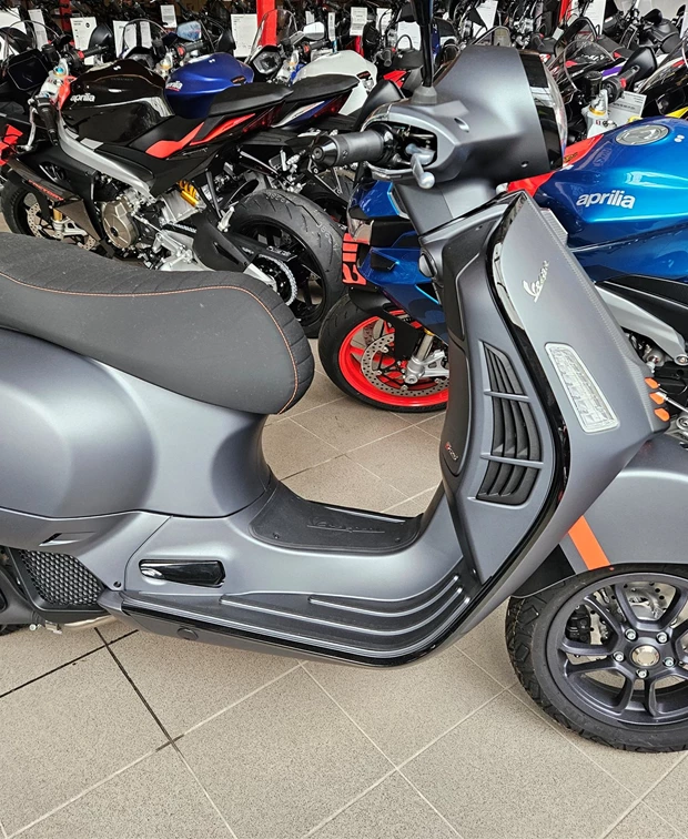 Vespa GTS 125 Super Sport<br />sofort lieferbar
