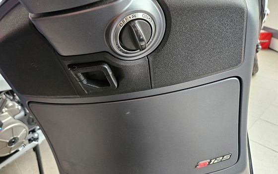 Neufahrzeug Vespa GTS 125 Super Sport - Bild 6