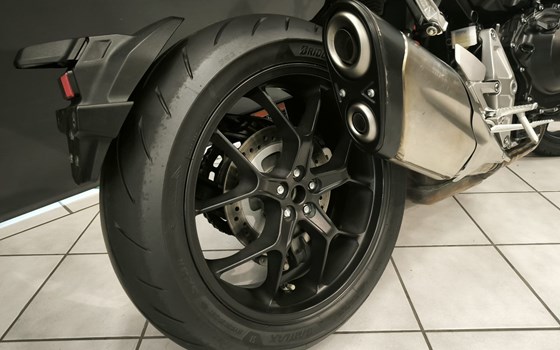 Gebrauchtmotorrad Honda CB 1000 R - Bild 11