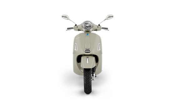 Neufahrzeug Vespa GTS 125 - Bild 7 Neufahrzeug Vespa GTS 125 - Bild 7