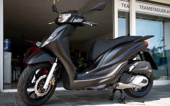 Neufahrzeug Piaggio Medley S 125 ie IGET - Bild 2 Neufahrzeug Piaggio Medley S 125 ie IGET - Bild 2