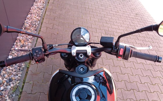 Gebrauchtmotorrad Triumph Trident 660 - Bild 5