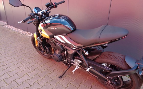 Gebrauchtmotorrad Triumph Trident 660 - Bild 9