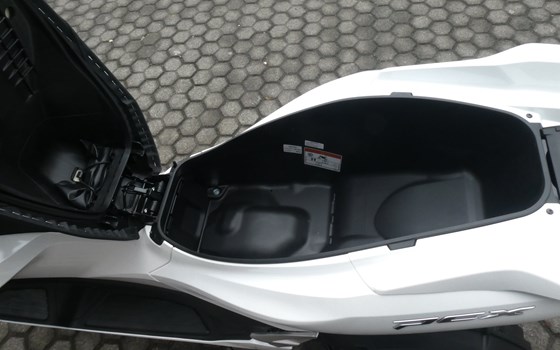 Neufahrzeug Honda PCX125 DX - Bild 11