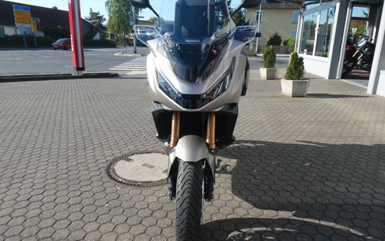 Neufahrzeug Honda NT1100 DCT Electronic Suspension - Bild 4
