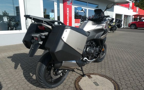 Neufahrzeug Honda NT1100 DCT Electronic Suspension - Bild 7