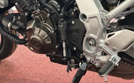 Gebrauchtmotorrad Yamaha XSR900 GP - Bild 11