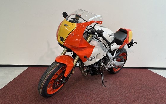 Gebrauchtmotorrad Yamaha XSR900 GP - Bild 8