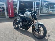 Honda CB125R